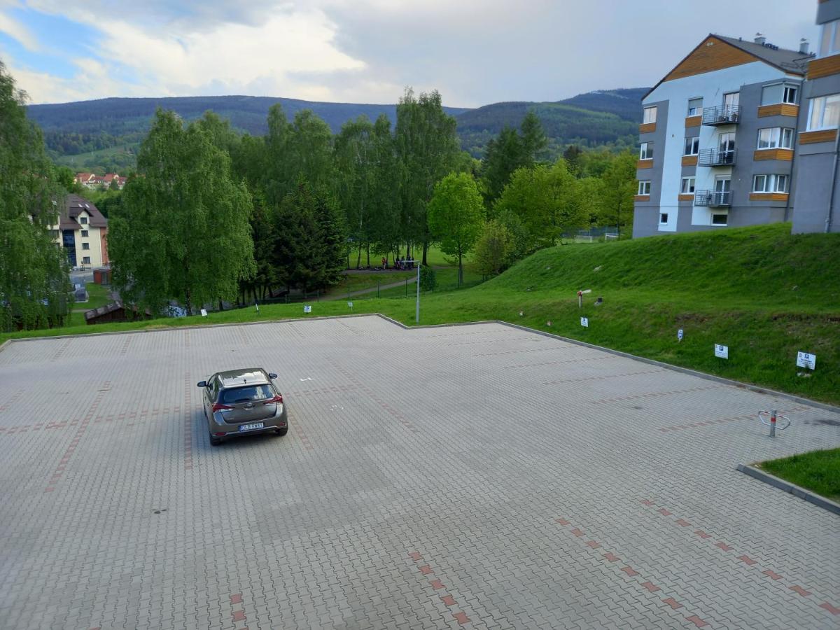 Apartment Lotos